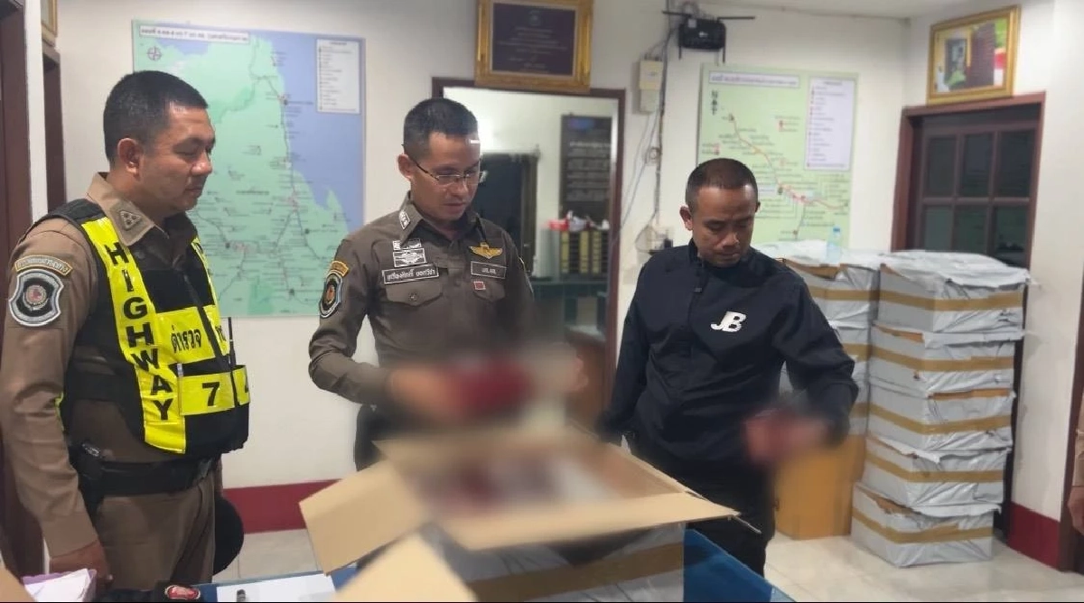 ตำรวจทางหลวงนครศรีธรรมราชสกัดบุหรี่หนีภาษีกว่า 4 แสนมวน