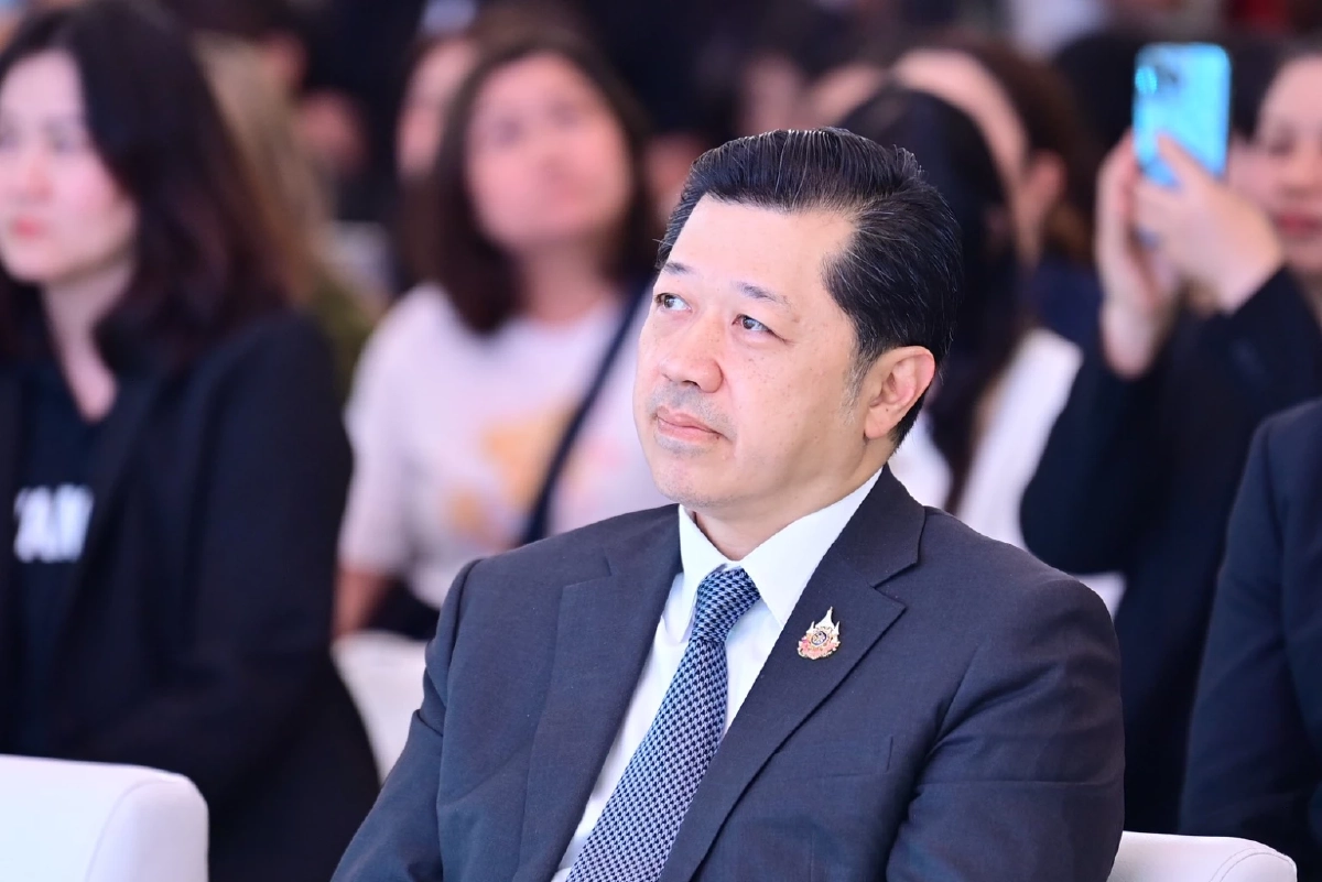 "ศุภชัย–บุษดี เจียรวนนท์" ประเดิม 30 ล้าน หนุน "หมอออร์โธฯ ชวนก้าว"