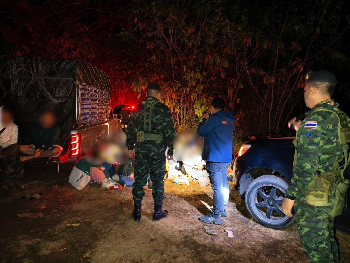 ฉก.ลาดหญ้า กกล.สุรสีห์ ทลายขบวนการขนแรงงานเถื่อน รวบ 114 ราย