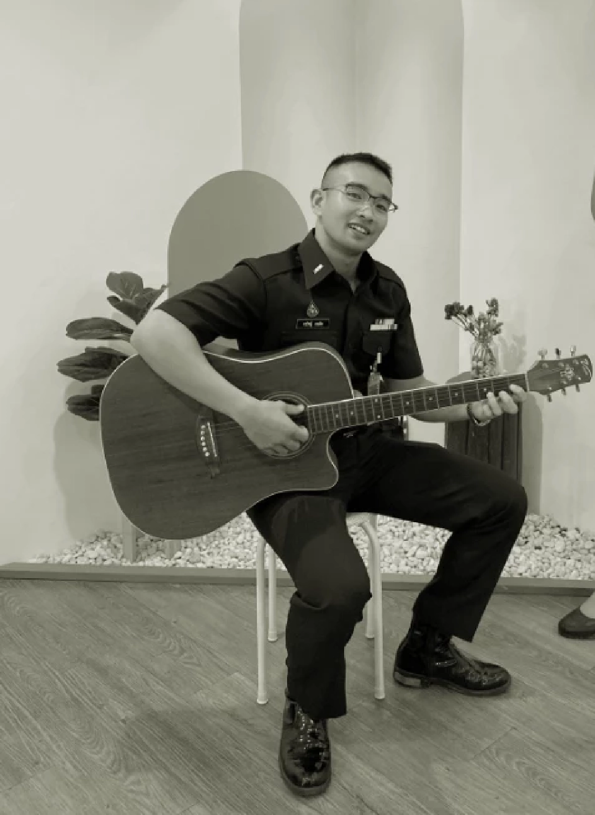 เพื่อน ร.ท.กรวิชญ์ เผยถึงกับเสียดายเป็นคนเก่งมาก จากไปกะทันหัน