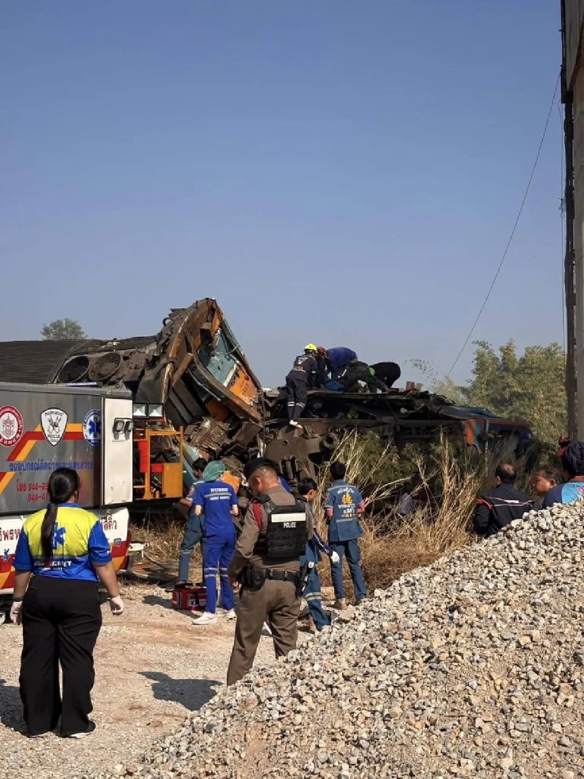 คปภ. ติดตามการจ่ายค่าสินไหม เหตุเครนถล่มทับรถไฟ เยียวยาผู้เสียชีวิต 1 ล้าน