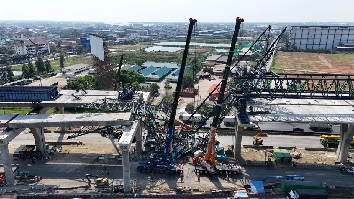 กรมทางหลวงเร่งเคลียร์พื้นที่ถนนพระราม 2 พร้อมระดมเครน 550 ตัน