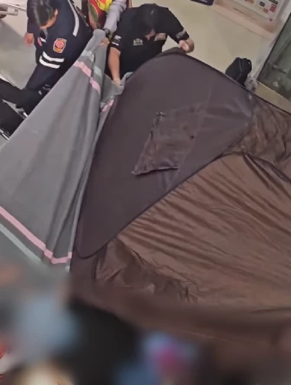 เศร้า หนุ่ม 20 พลัดตกชั้น 4 ห้างดังบางใหญ่ สิ้นใจระหว่างส่ง รพ.