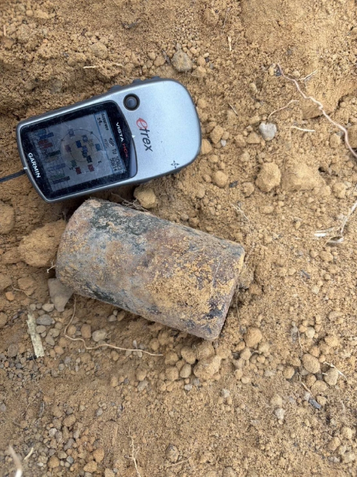 กองทัพเรือเดินหน้าเก็บกู้วัตถุระเบิดพื้นที่ชำราก–หนองรี