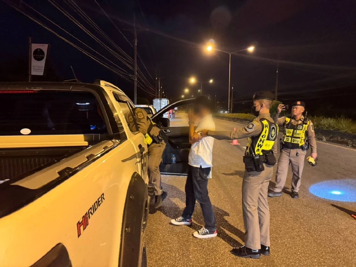 จับอดีต นายก อบต.พกปืน .38 กลับจากสังสรรค์กับเพื่อน คาด่านตรวจ