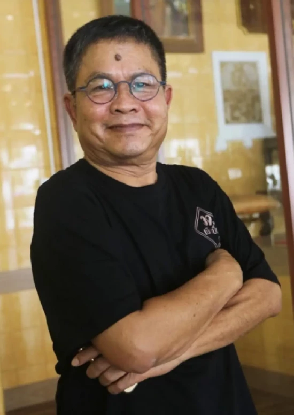 "เด๋อ ดอกสะเดา" เขียนข้อความน้ำตาคลอ เผยรอมาทั้งชีวิตแต่ไม่ได้ไป