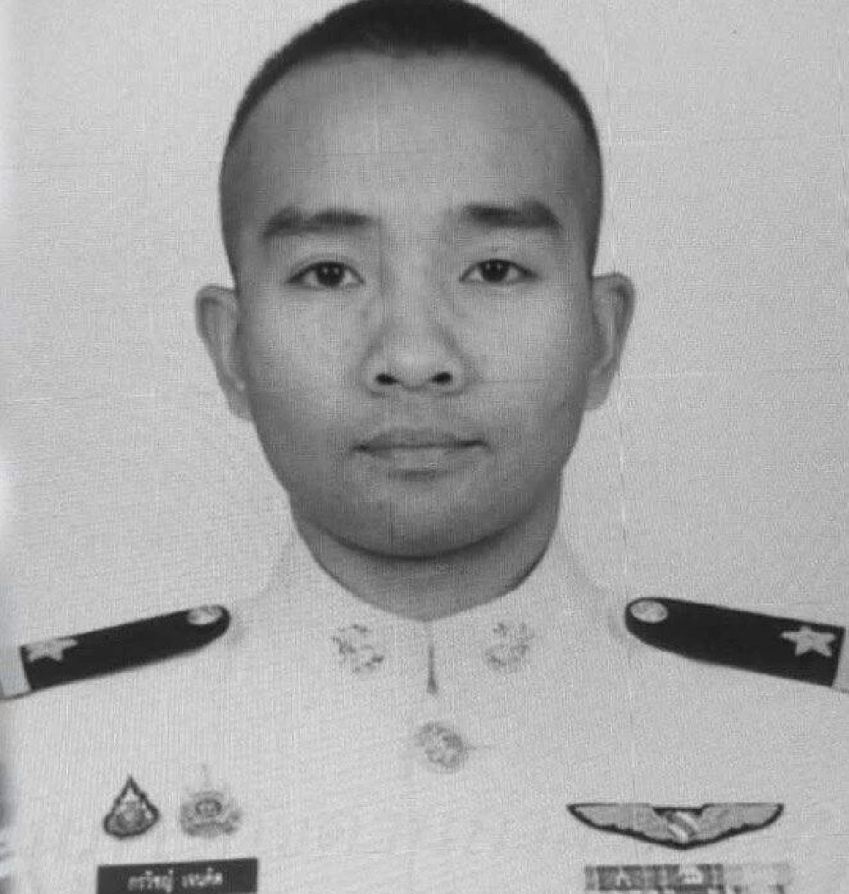 เพื่อน ร.ท.กรวิชญ์ เผยถึงกับเสียดายเป็นคนเก่งมาก จากไปกะทันหัน