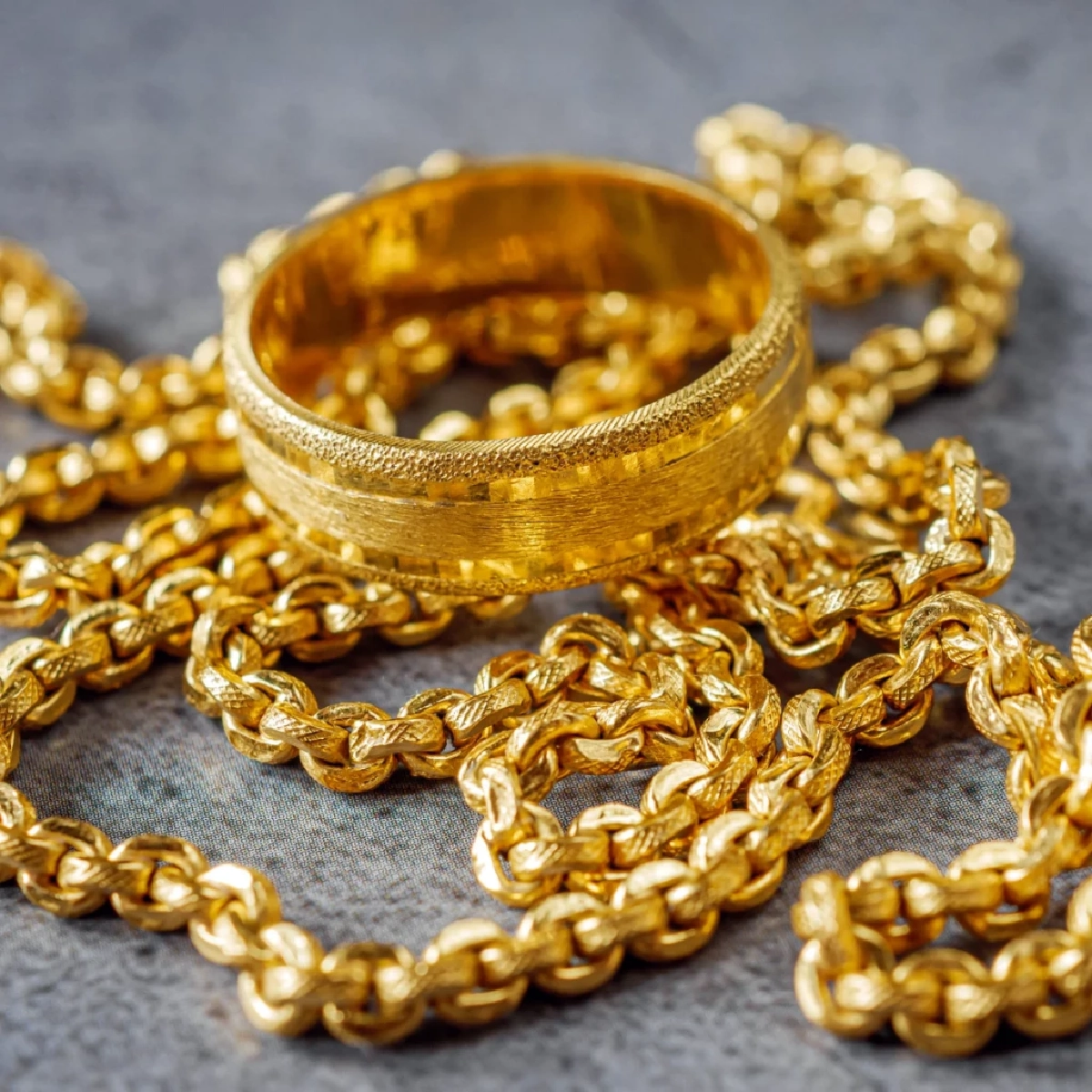 ทองคำเดือด! จ่อพุ่งทุบสถิติเดิม หลังเฟดส่งสัญญาณลดดอกเบี้ย