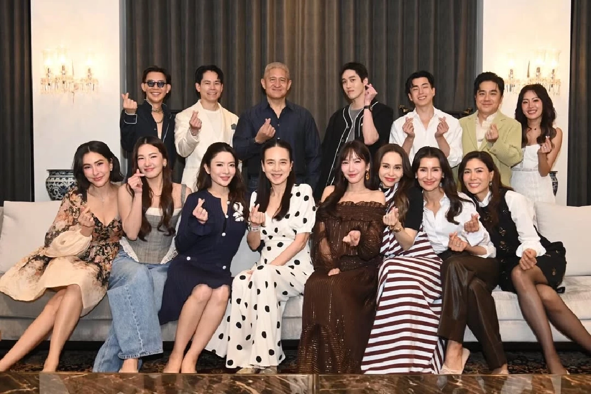  เปิดลิสต์อายุจริง นางเอกตัวแม่  ผิวยังเป๊ะเหมือนสตัฟฟ์ไว้