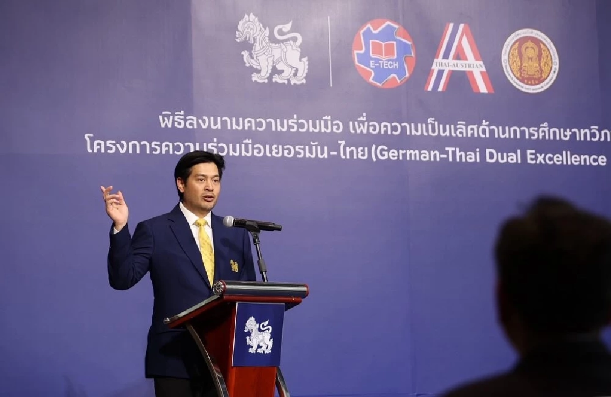 ภาพตอนเด็กสามีซุปตาร์ ผมยาว หน้าคม หล่อมาตั้งแต่จำความได้