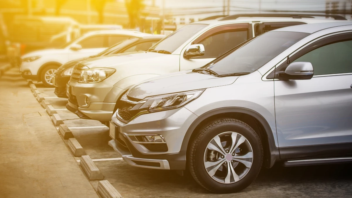 ไม่ต้องไปขนส่ง! ต่อภาษีรถประจำปีผ่านแอป ง่าย ครบ จบในมือถือ