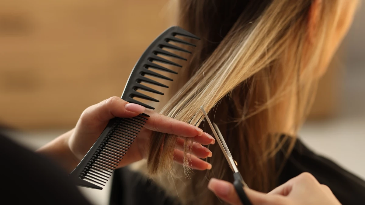 ฝันว่าตัดผม หมายถึงอะไร หมอมีนเปิดคำทำนาย พร้อมเลขเด็ดเสริมโชค