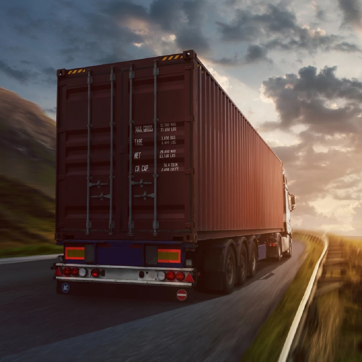 ขนส่งเอาจริง! สั่งคนขับ รถบรรทุก-รถทัวร์ พัก 30 นาที ทุก 4 ชม. 