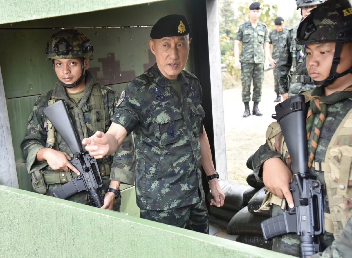 ผู้ช่วยผู้บัญชาการทหารบก ลงพื้นที่กองกำลังนเรศวร กองทัพภาคที่ 3