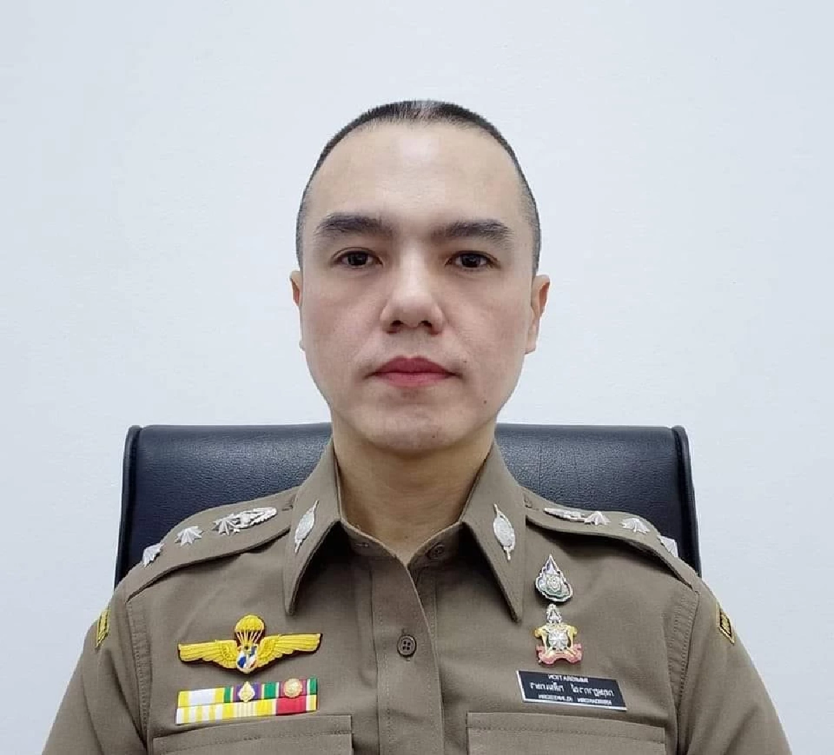 ลูกชาย พล.ต.ท.เรวัช เผยความจริง หลังพ่อเผยจะลาออกจากราชการ