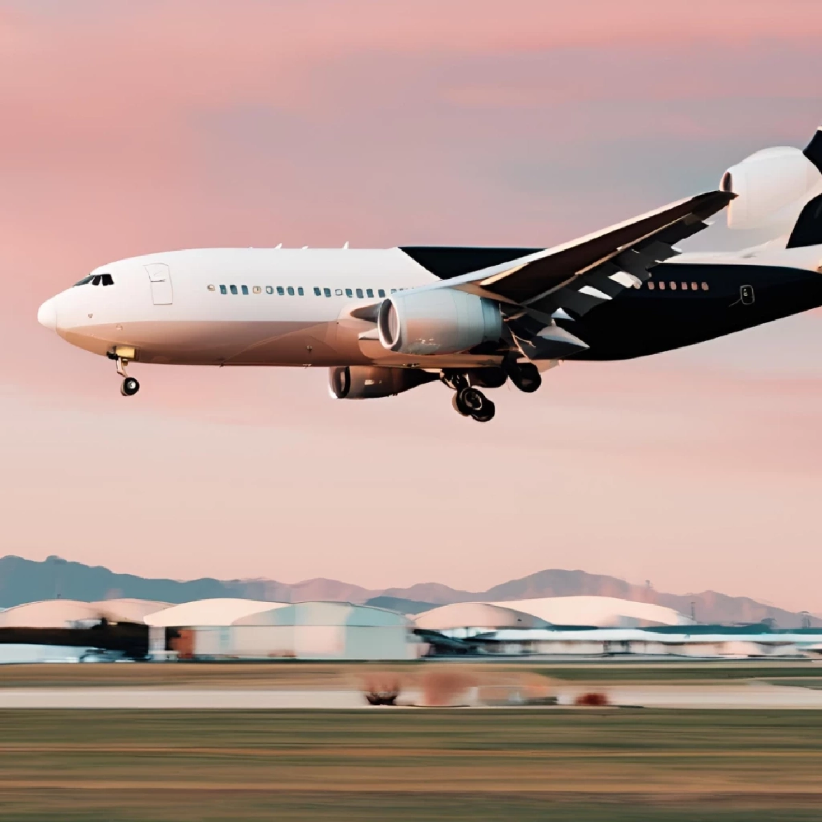 ระทึกทั้งลำ จู่ๆ ได้ยินเสียงกรีดร้องปริศนาดังจากใต้เครื่องบิน