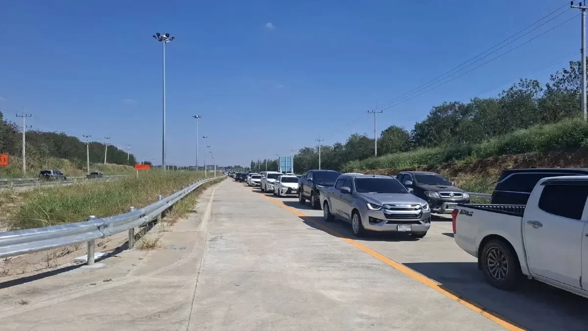 จราจรขาเข้า กทม. หนึบ! เปิดช่องพิเศษมิตรภาพ-วิ่ง M6 ถึงบางปะอิน