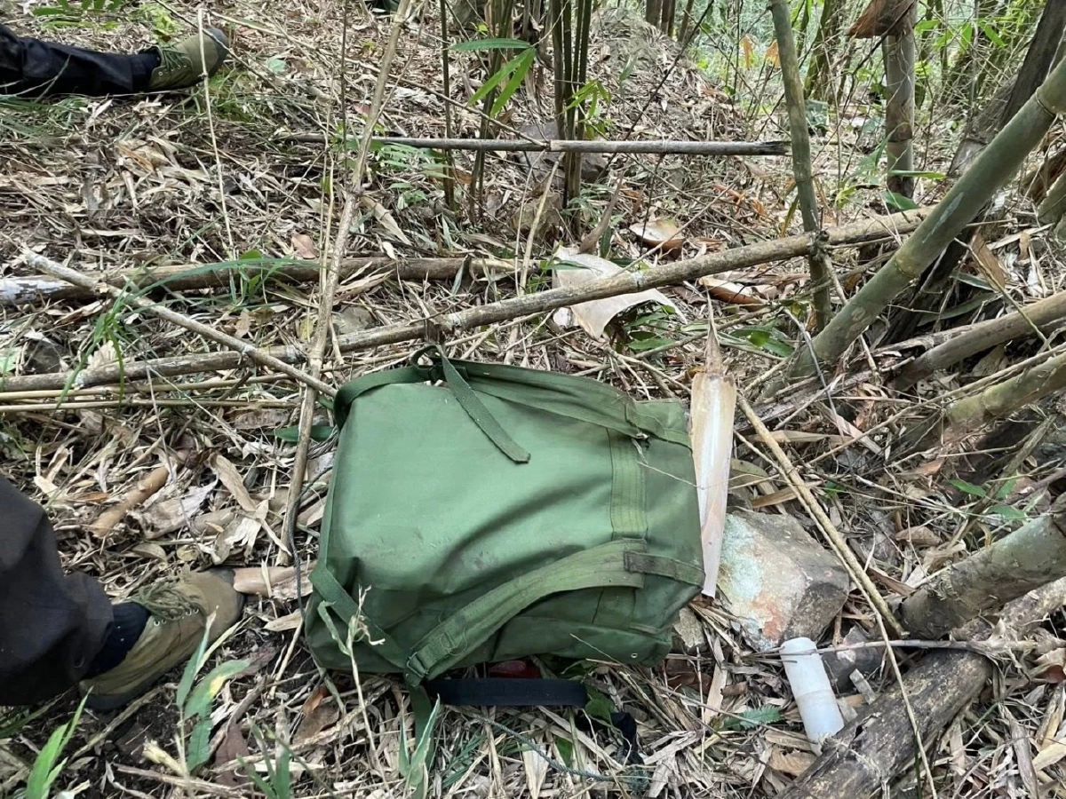 กกล.ผาเมือง ปะทะขบวนการขนยาเสพติดชายแดน ยึดยากว่า 1.3 ล้านเม็ด