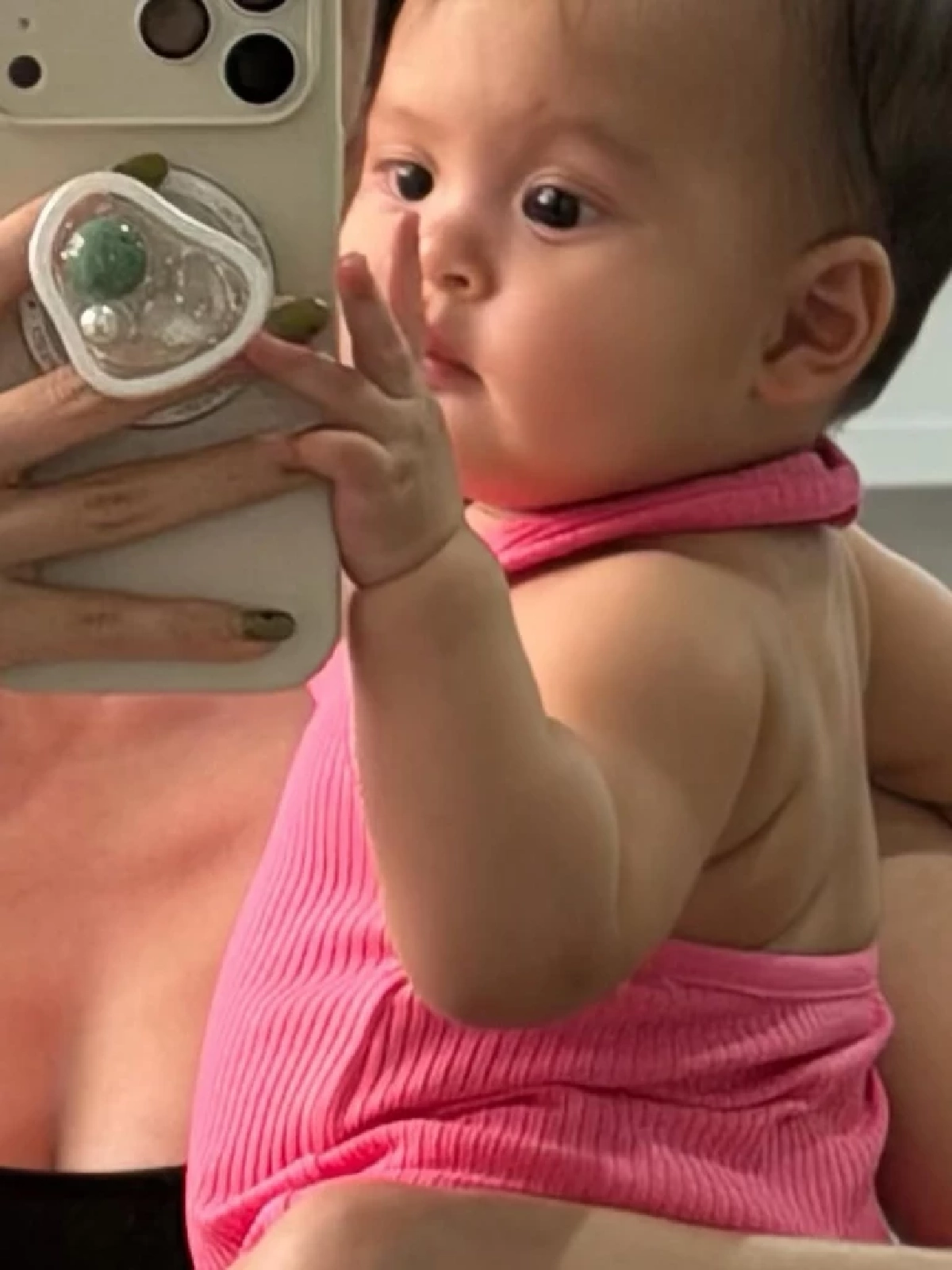 สิบเต็มสิบไม่หัก ส่องความน่ารัก   ลูกสาวปุ้มปุ้ย จริตตัวแม่มาเต็ม