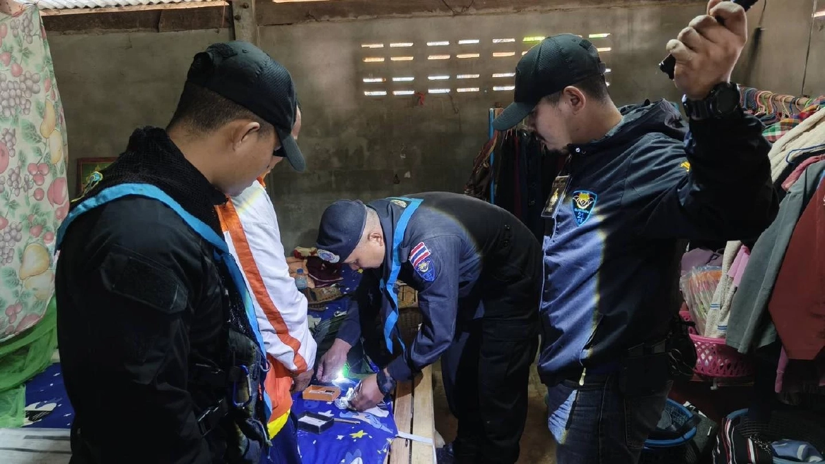 เข่าทรุด หน้าซีด! ทหารพราน 2110 บุกรวบเอเย่นต์ค้ายา คารัง