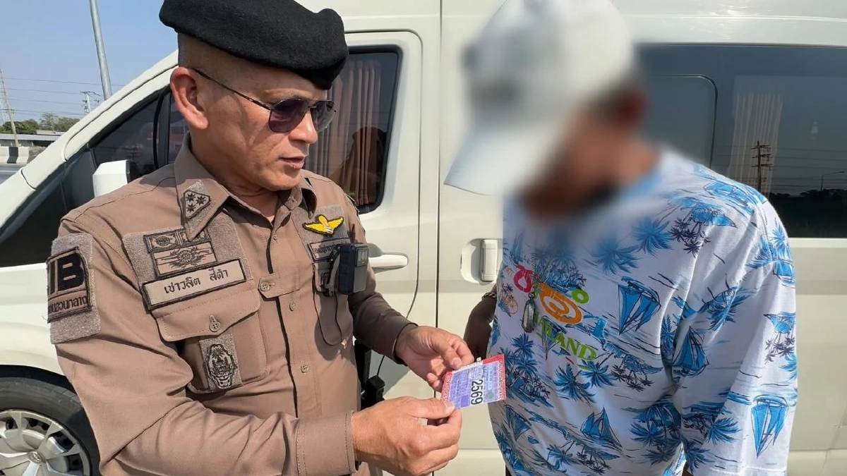 จับรถตู้ปลอมป้ายภาษี คนขับสารภาพเงินต่อภาษีเปย์กับเมียน้อยหมด