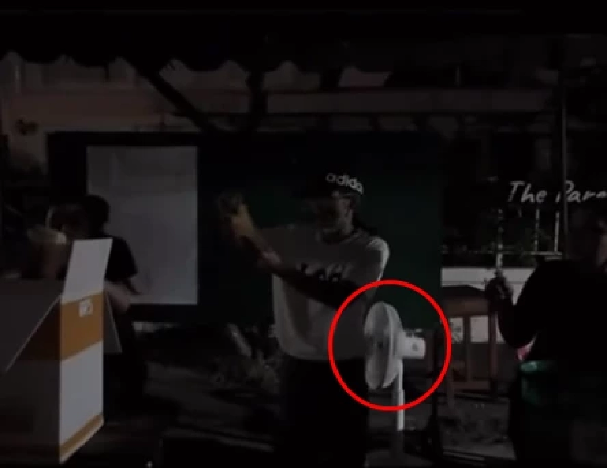 วิพากษ์สนั่น ไฟดับตอนนับคะแนน ก่อนหลุดโฟกัสที่พัดลมเต็มๆ