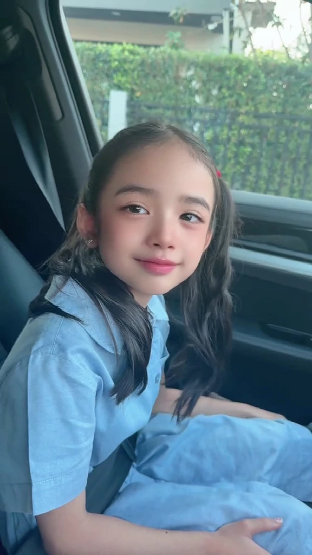 ยิ่งโตยิ่งปัง “น้องดิสนีย์” ลูกไม้หล่นใต้ต้น สวยได้แม่เป๊ะๆ