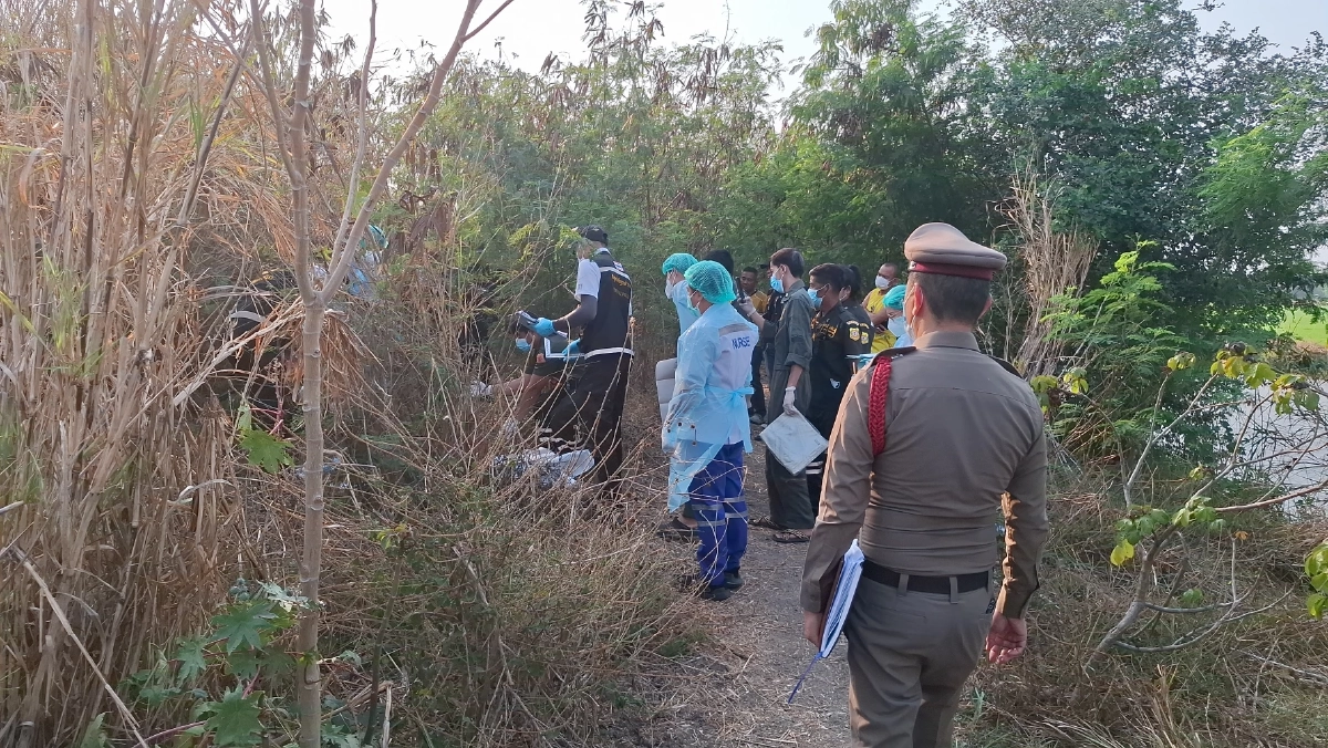 เจอแล้ว ที่มาถุงเท้า ถึงว่า ตร.คาดด.ญ.ที่เสียชีวิตน่าจะมีฐานะ