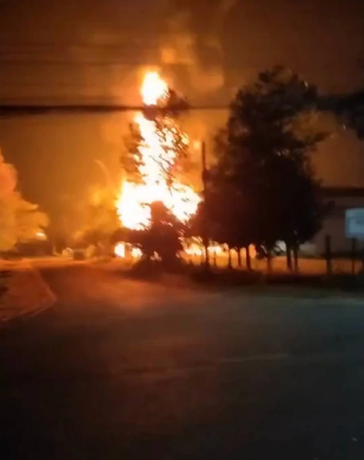 ชาวบ้านชายแดนกังวลคลังแสงระเบิด พบโดรนปริศนาบินว่อนเตรียมอพยพ