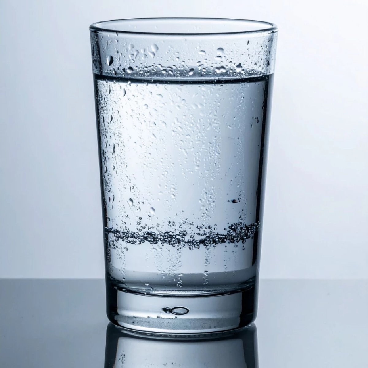 ไขข้อสงสัยก่อนตรวจสุขภาพประจำปี ดื่มน้ำเปล่าได้หรือไม่ และข้อควรระวังที่ต้องรู้