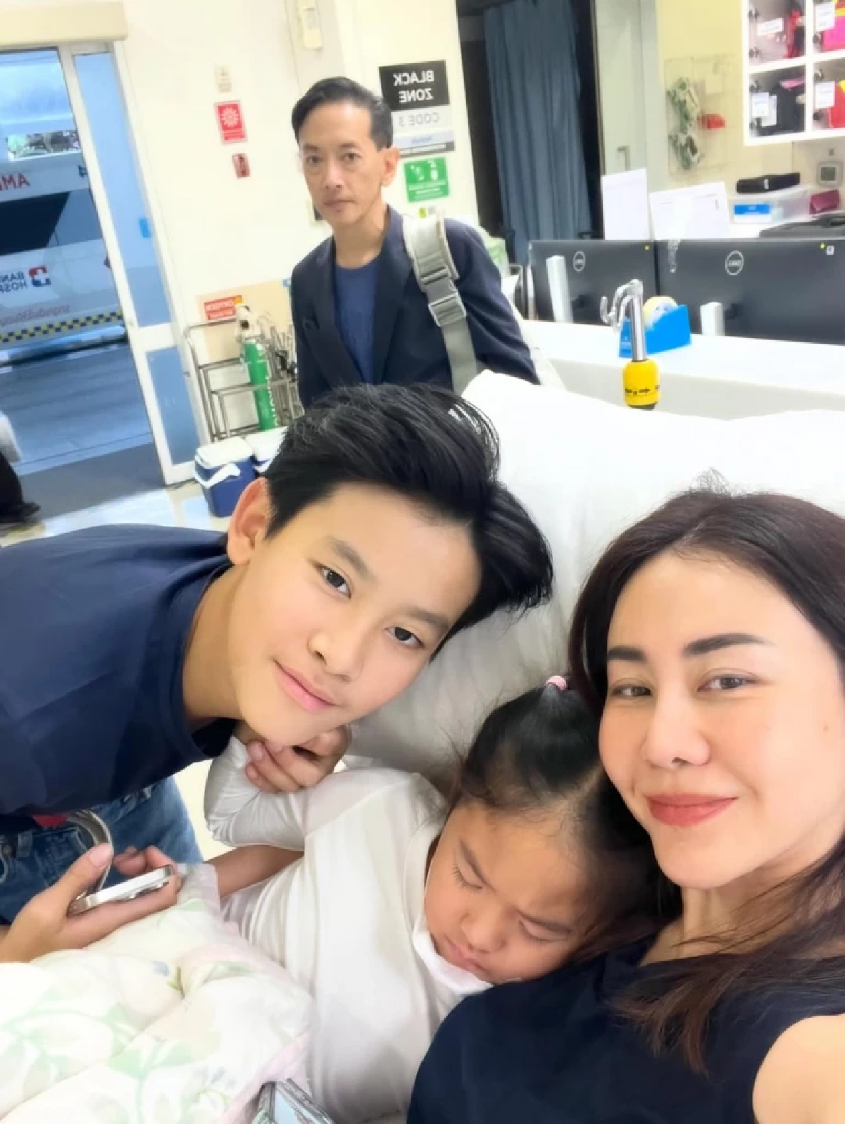  กุหลาบช่อเดียวคุ้มทั้งบ้าน “นาเดีย” เสิร์ฟโมเมนต์ก่อนวาเลนไทน์