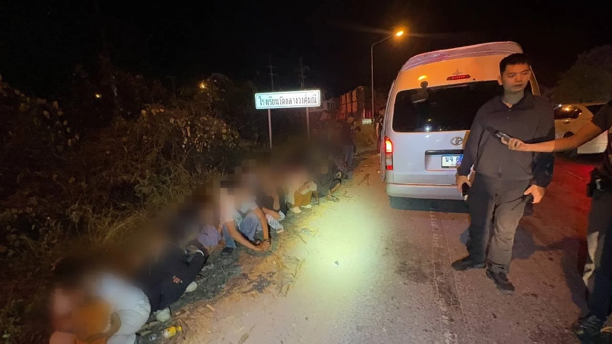 ทางหลวงสนธิกำลังสกัดขบวนการลักลอบขนแรงงานต่างด้าว รวบ 29 ราย