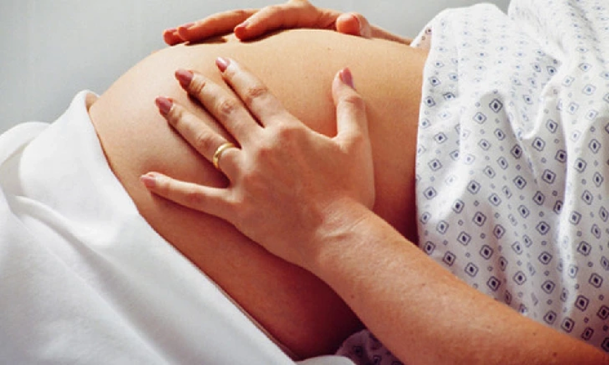 เตือนภัยแม่ตั้งครรภ์ มดลูกแตกอาจเกิดขึ้นได้ รู้ 5 สัญญาณก่อนสาย