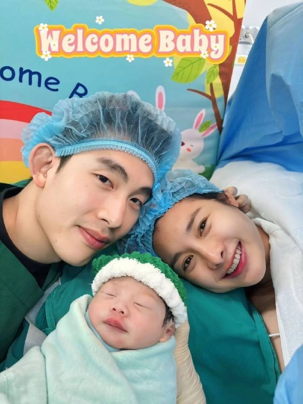 ยินดีด้วย "มด ณปภัช" คลอดลูกสาวคนแรกตั้งชื่อน่ารักมาก