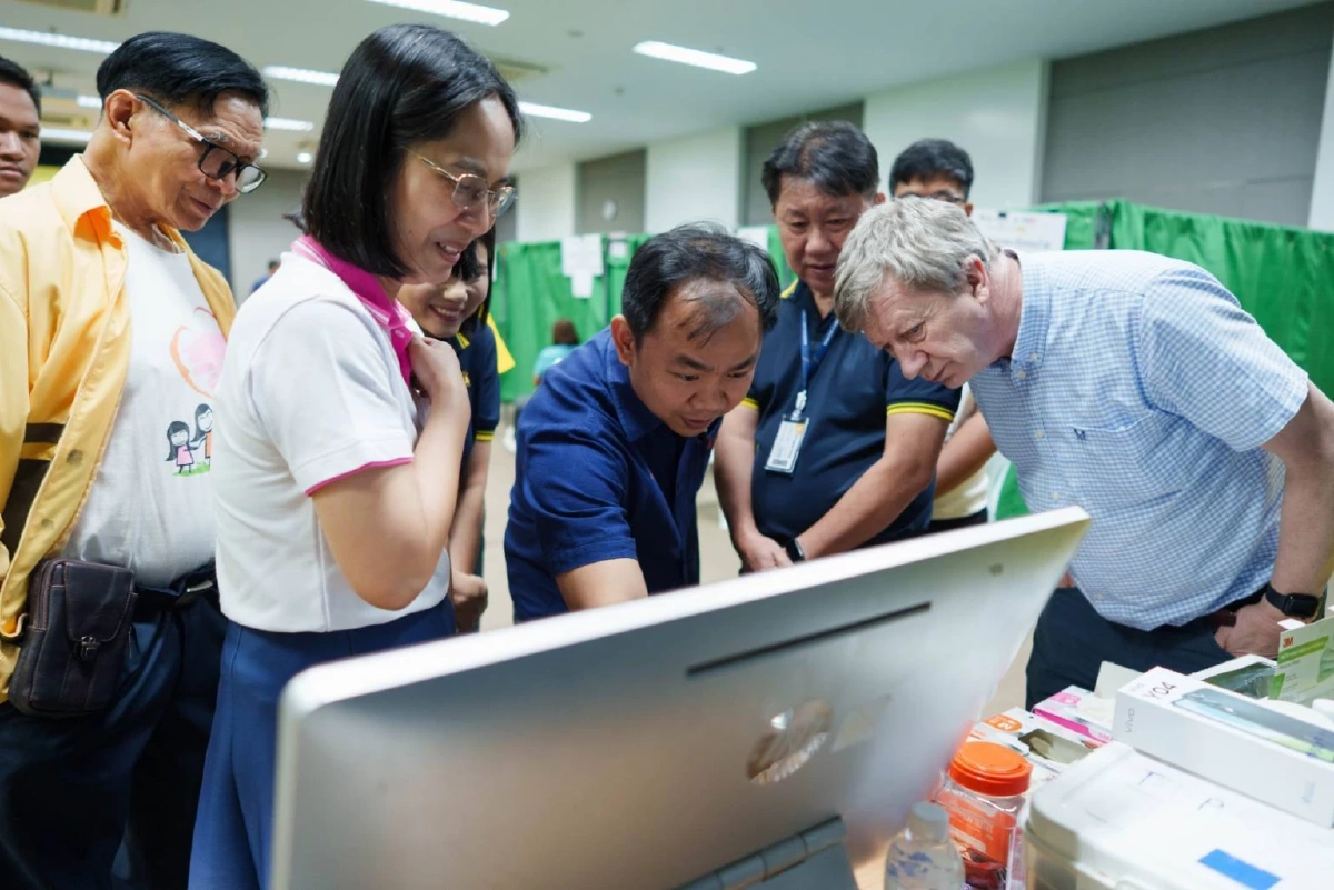 "สิงห์อาสา"แท็กทีม 5 คณะแพทย์ บุก 30 ชุมชน ตรวจสุขภาพฟรีให้ชาวบ้าน