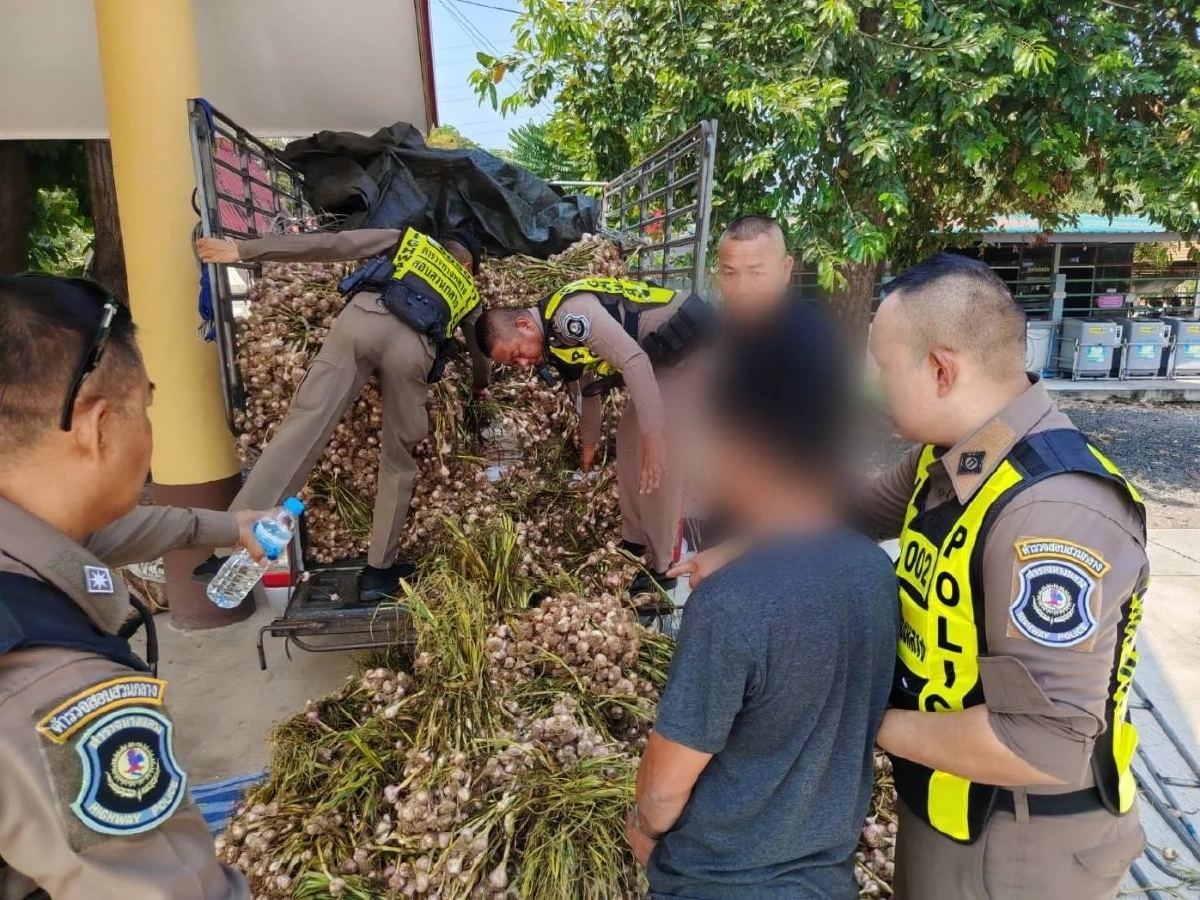 สกัดรถคอกกระเทียม! ซุกยาบ้า 2.19 ล้านเม็ด–ไอซ์ 26 กก. ค่าจ้าง 2 แสน