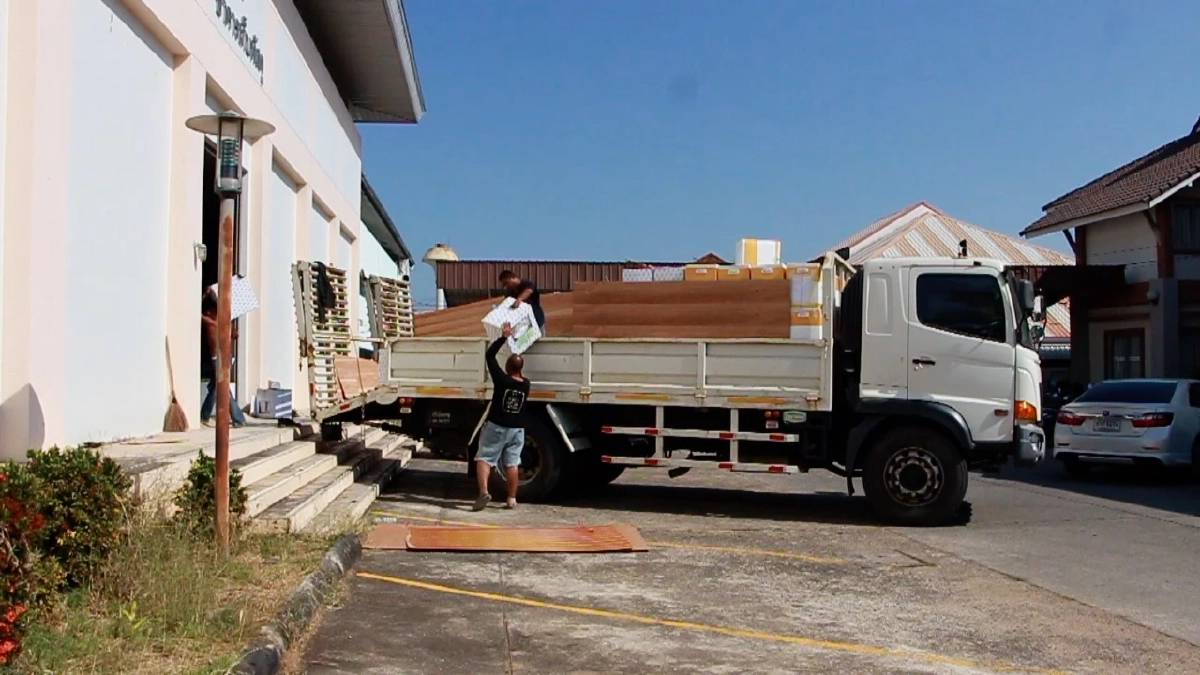 ผู้สมัคร ปชน. ยื่น กกต.ขอนแก่น ขอให้นับคะแนนเลือกตั้งเขต 3 ใหม่