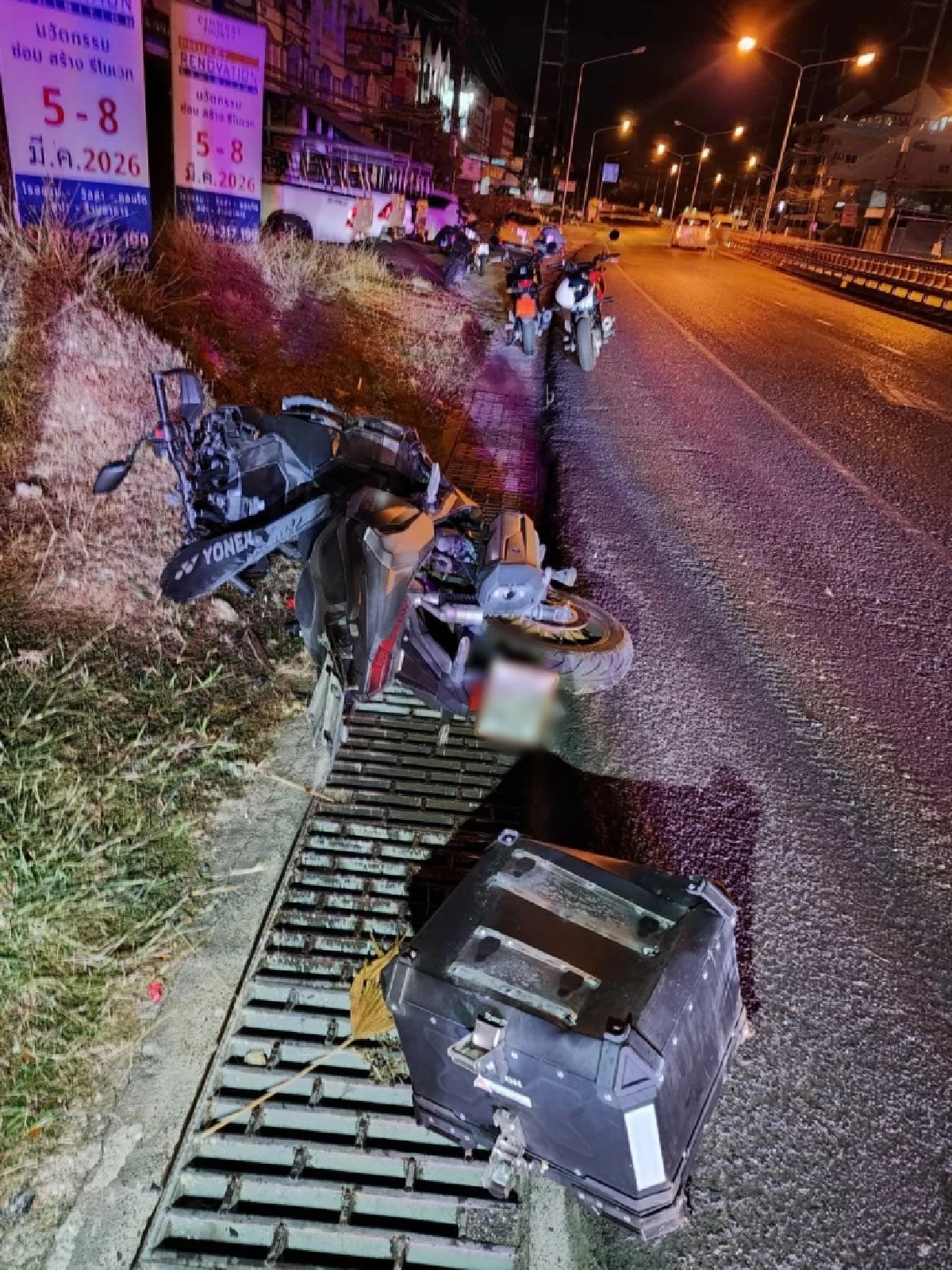 เศร้าใจ "รอง สว.สภ.ฉลอง" ขี่จยย.ลื่นล้ม เสียชีวิตกะทันหัน