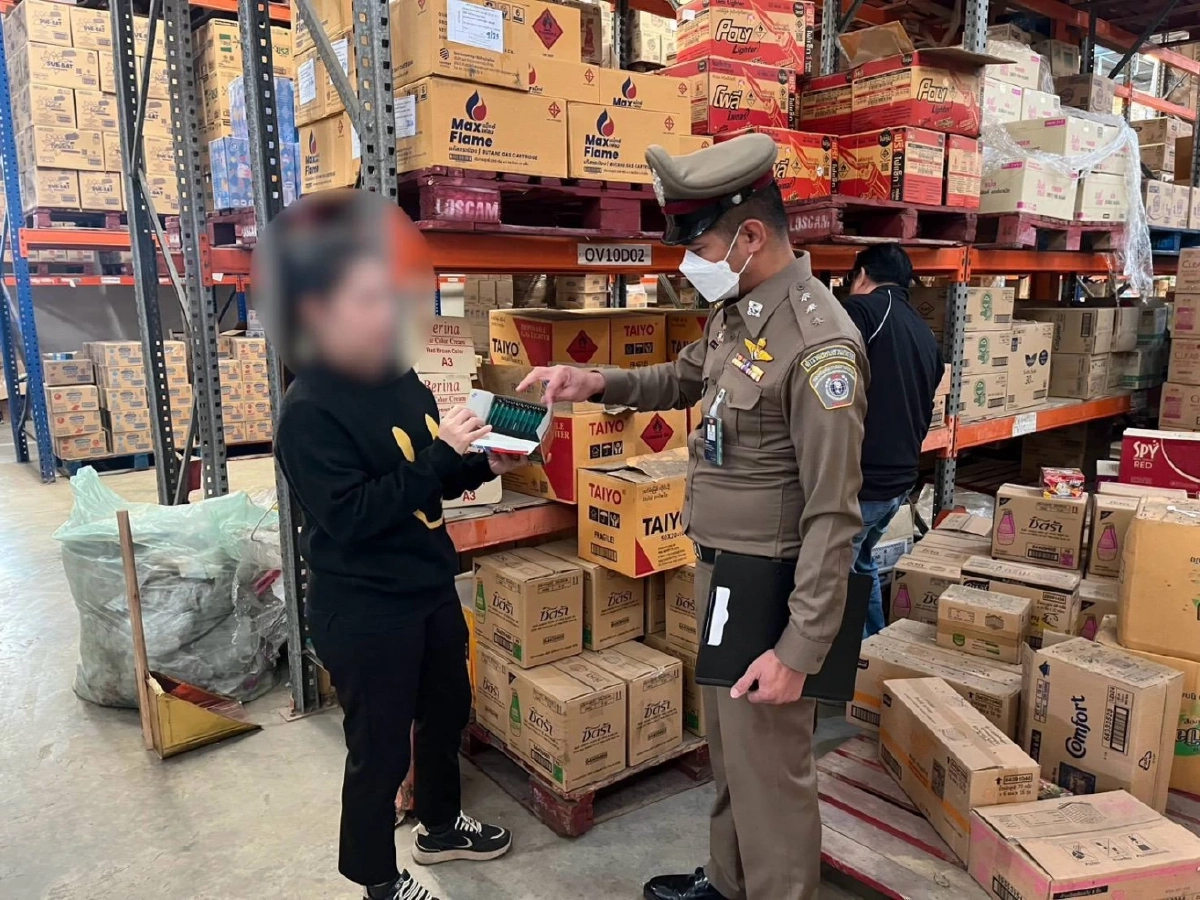 กวาดล้างของเถื่อน สินค้าปลอมเป็น 10,000 ชิ้น เสียหายนับล้าน