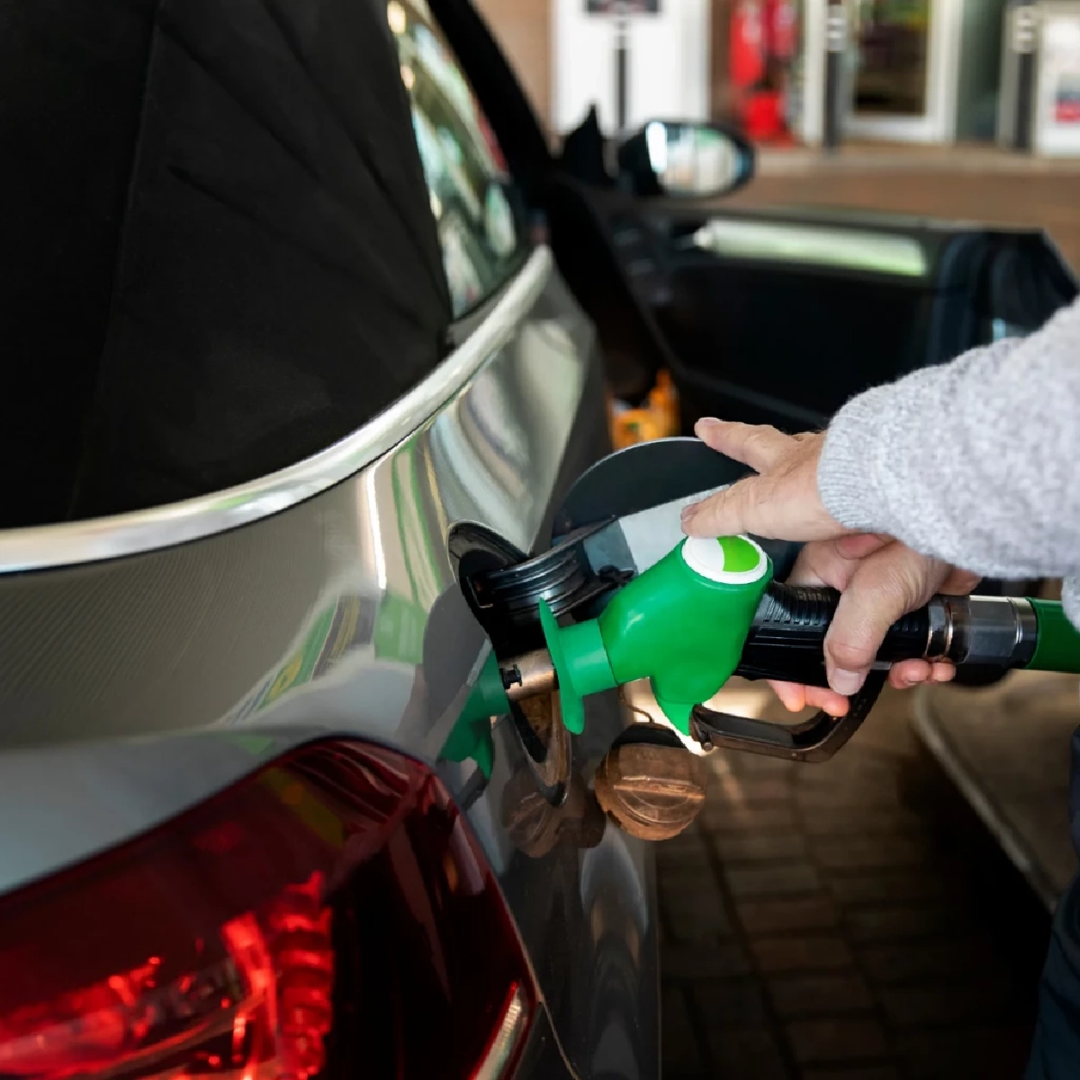 เผยเทคนิคขับรถ ขับกี่ลิโลเมตร/ชม. ช่วยประหยัดน้ำมันสูงสุด