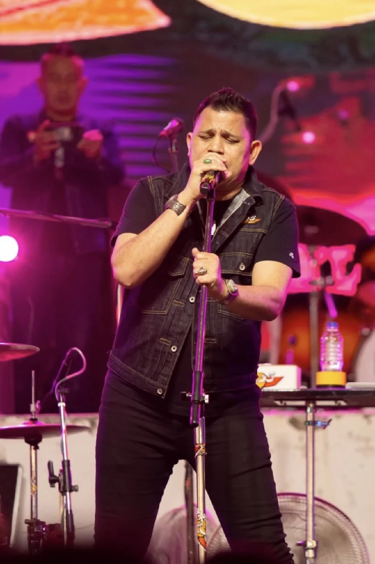 "บ่าววี" ฟาดเดือด หาเสียงด้อยค่า แขวะไปแขวะมา มีแต่วาทะอวดดี