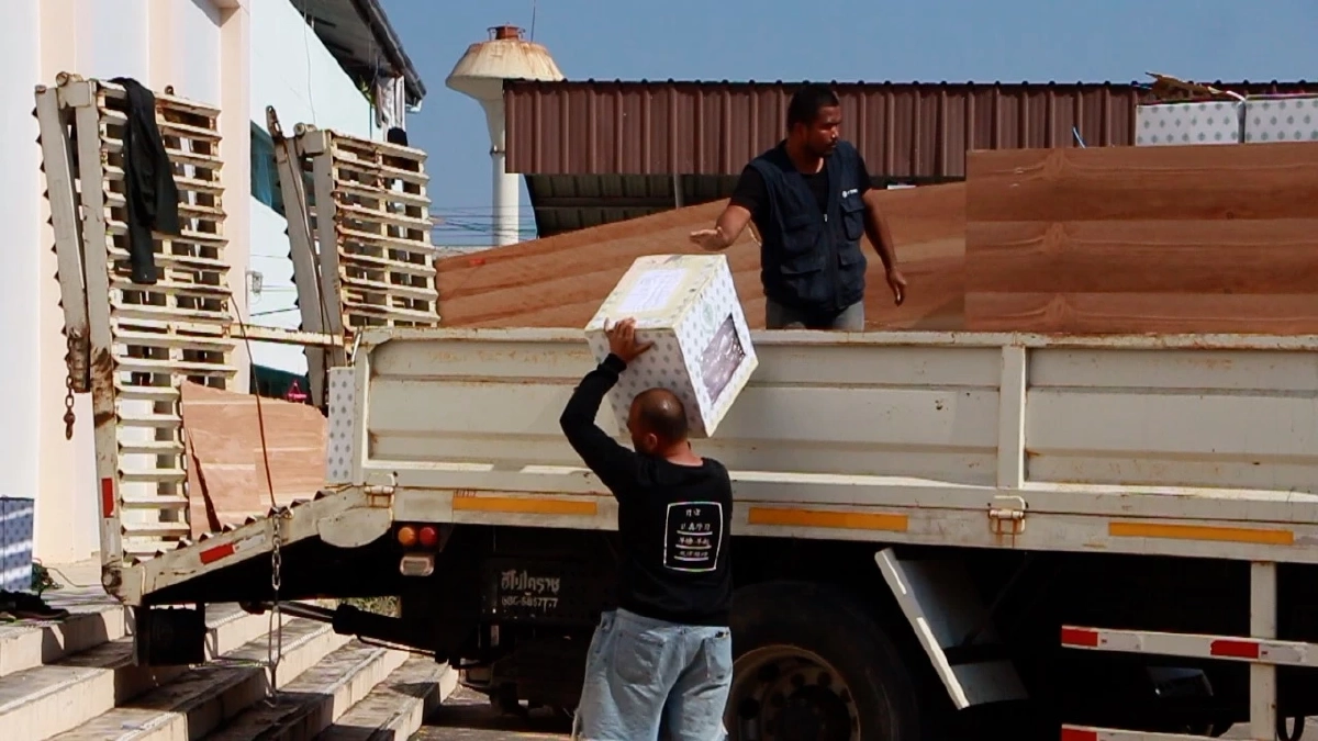 ผู้สมัคร ปชน. ยื่น กกต.ขอนแก่น ขอให้นับคะแนนเลือกตั้งเขต 3 ใหม่