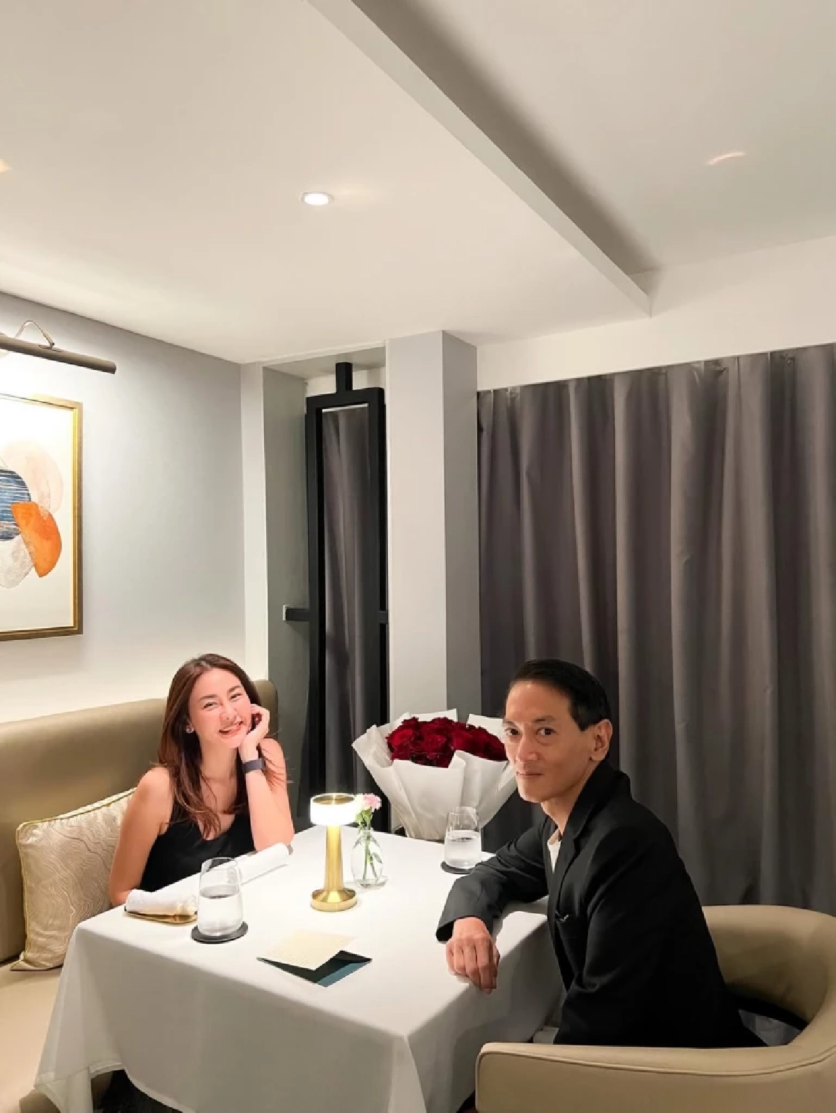  กุหลาบช่อเดียวคุ้มทั้งบ้าน “นาเดีย” เสิร์ฟโมเมนต์ก่อนวาเลนไทน์