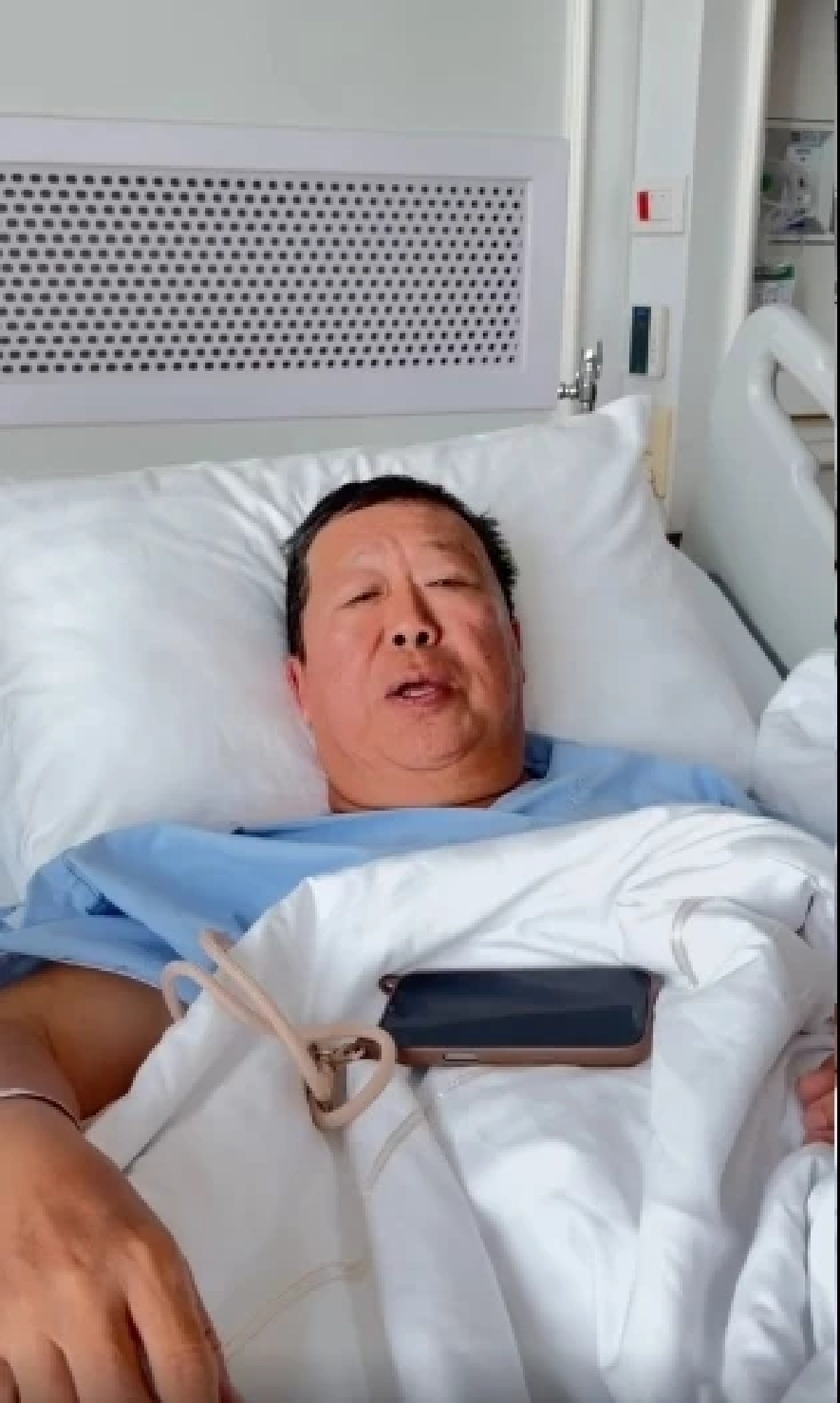 เปิดคลิป "ตัน ภาสกรนที" แจ้งข่าว หลังพลาดตกเวที เผยอาการล่าสุด