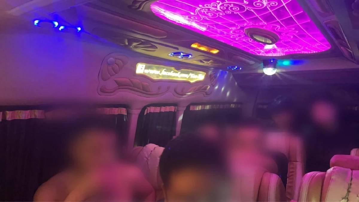 ตำรวจทางหลวงสระบุรีสกัดขบวนการลอบขนแรงงานจีน ผิดกฎหมาย 15 คน