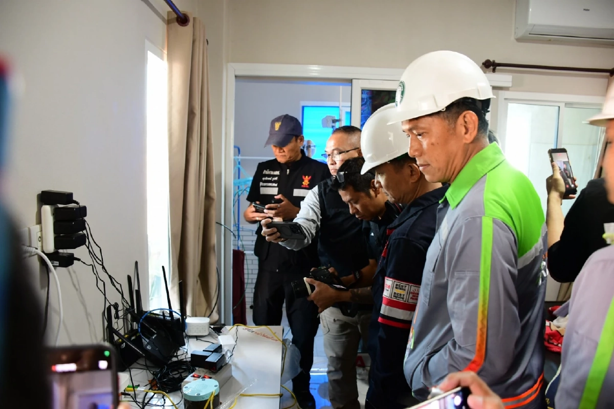 "AIS 3BB FIBRE 3" ผนึก CIB ลุยแม่สาย กวาดล้างมิจฉาชีพ ลอบเชื่อมต่ออุปกรณ์เถื่อนข้ามแดน