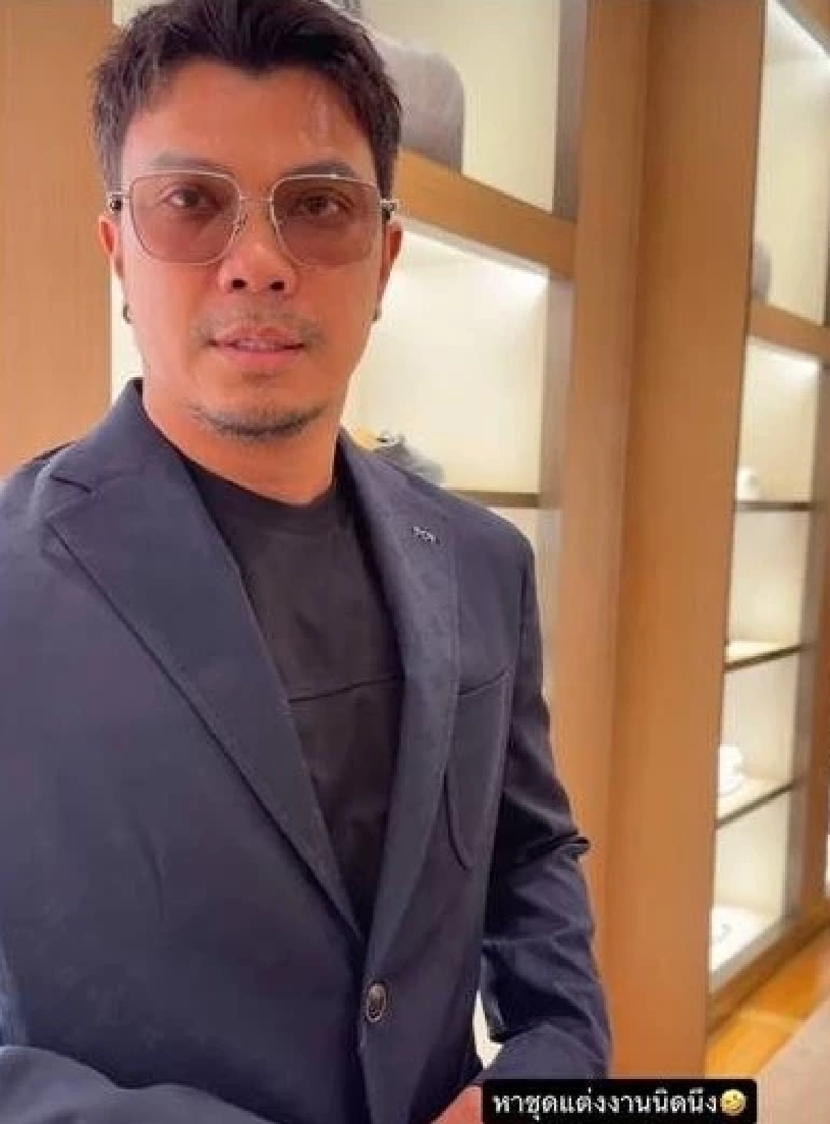 หรือมีข่าวดี? “หนุ่ม กะลา” ลองชุดแต่งงาน แฟนสาวเปย์ทันทีไม่ลังเล