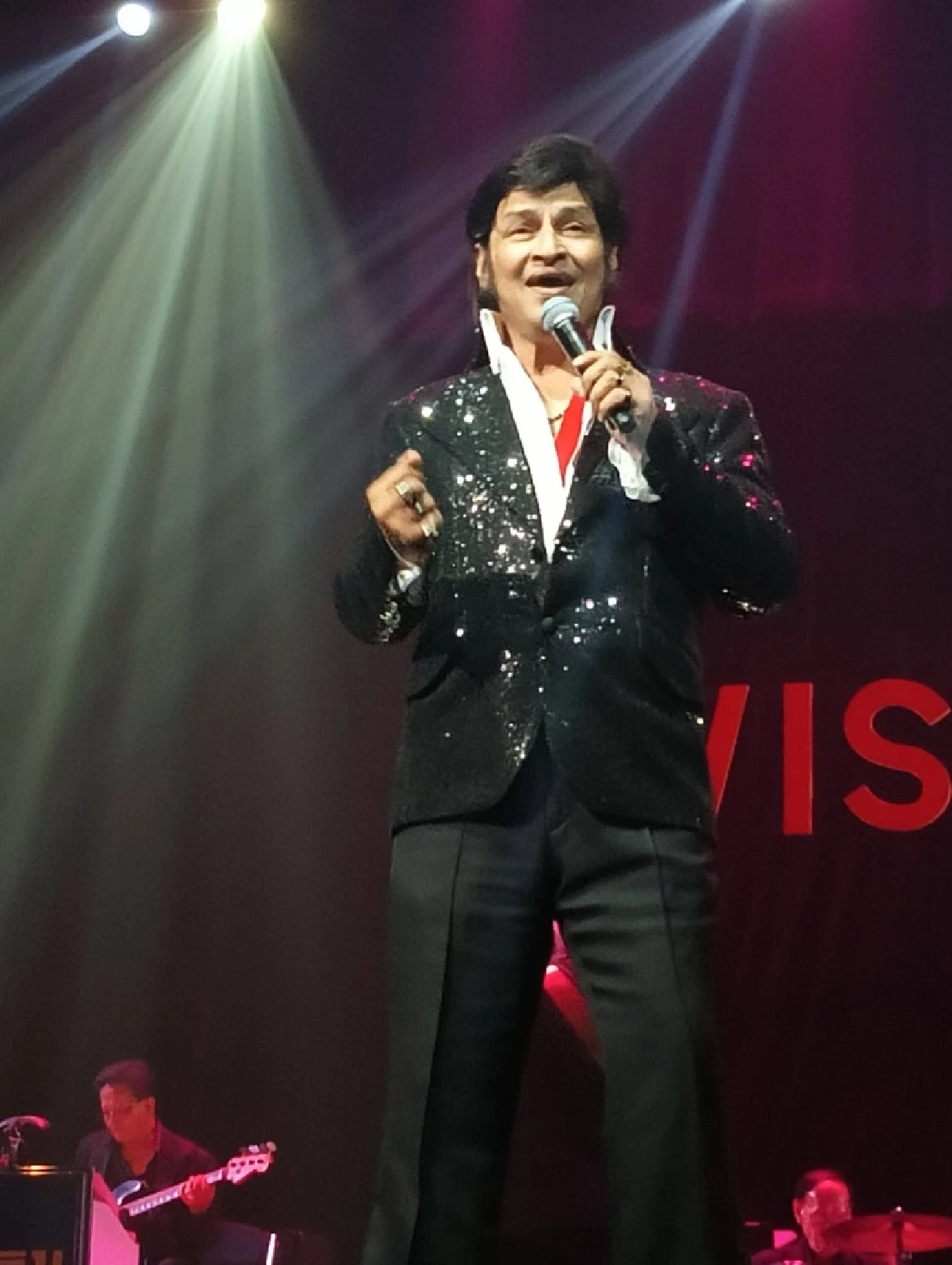 เปิดอาการ "เอลวิสเมืองไทย" หลังวูบกะทันหัน เข้า ICU สาเหตุน่าห่วง