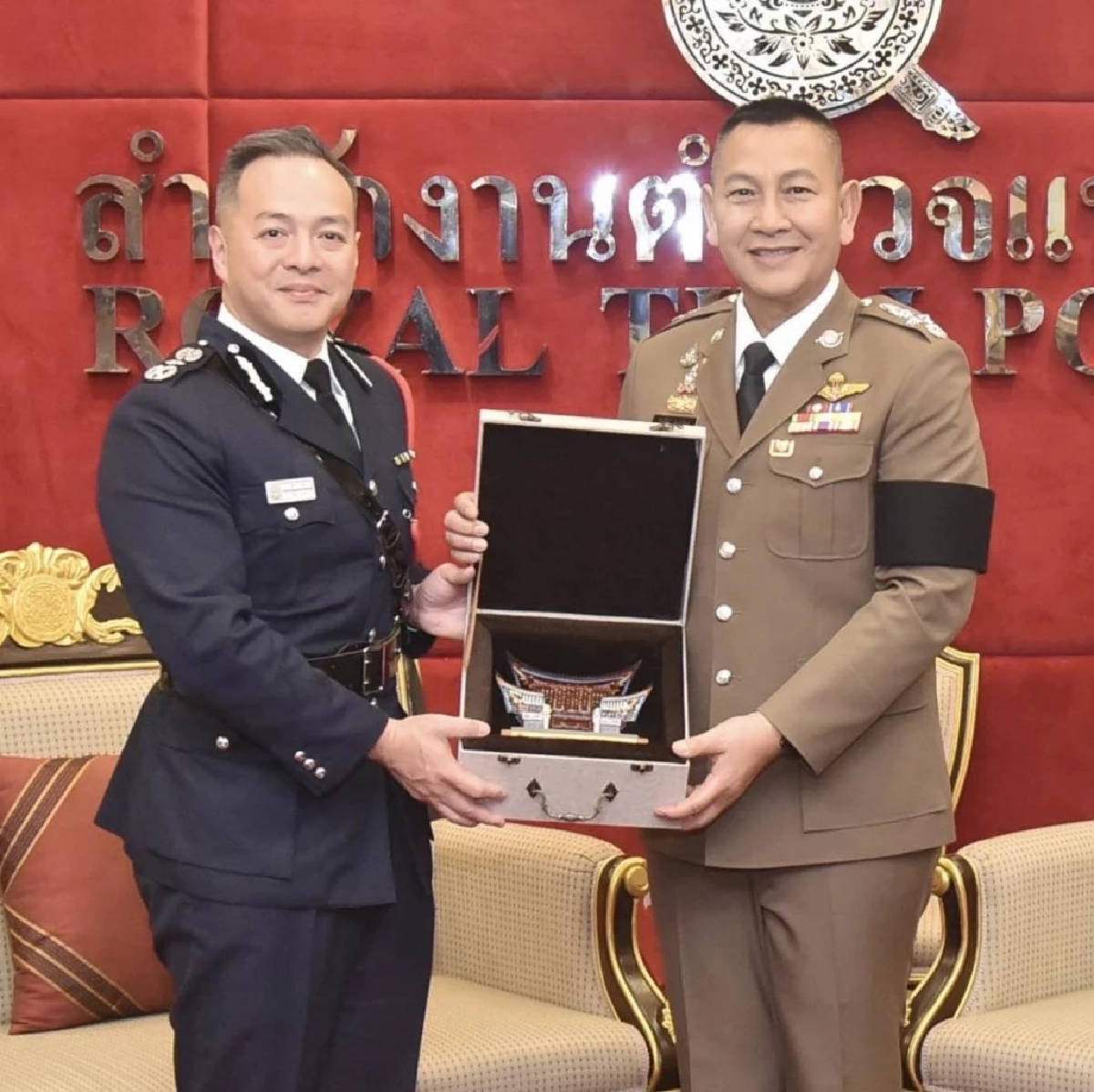 ผบ.ตร.ต้อนรับ ผบ.ตร.ฮ่องกง เยือนสำนักงานตำรวจแห่งชาติ