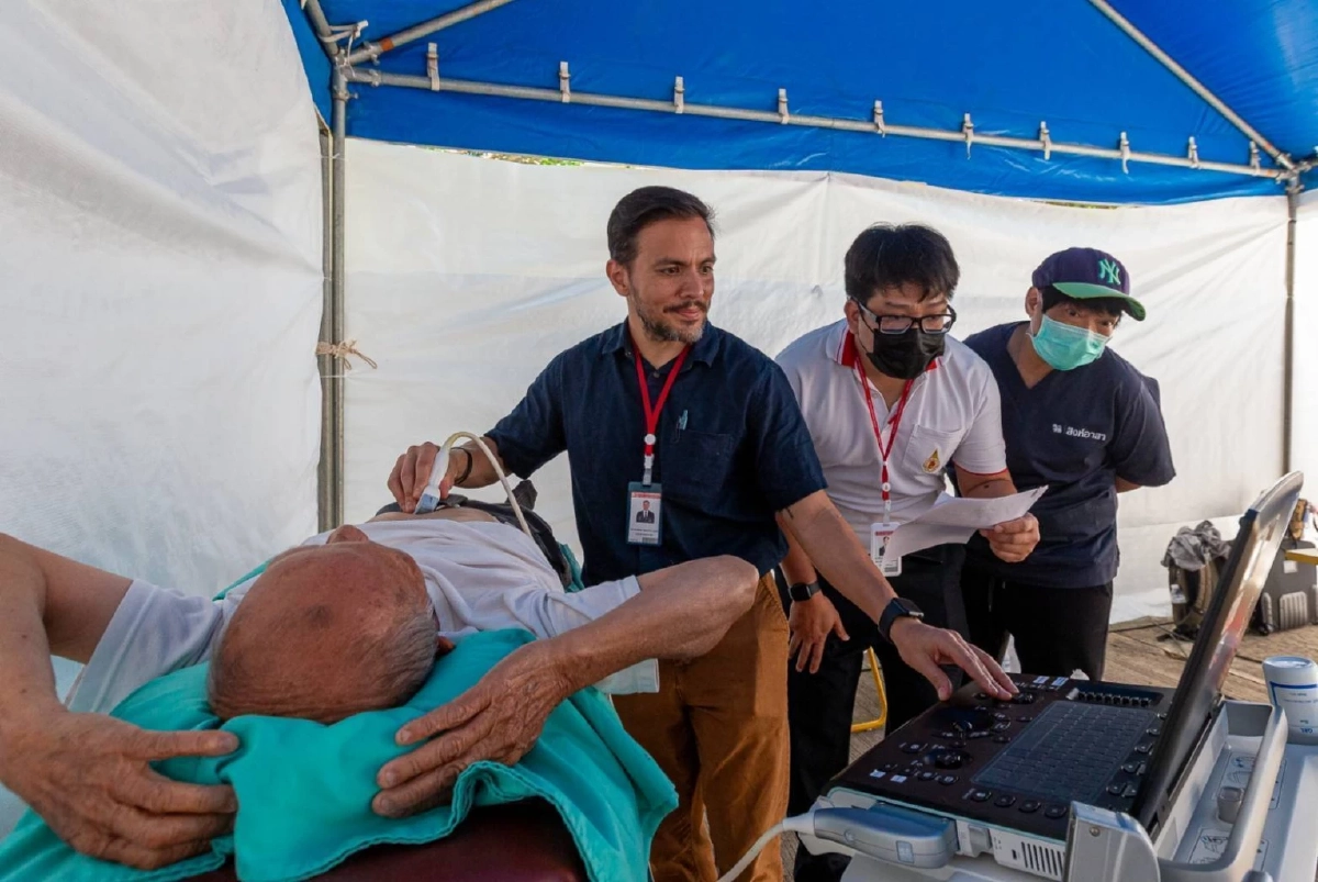 "สิงห์อาสา"แท็กทีม 5 คณะแพทย์ บุก 30 ชุมชน ตรวจสุขภาพฟรีให้ชาวบ้าน